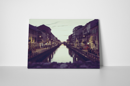 Tablou canvas : Case pe malul raului [1]