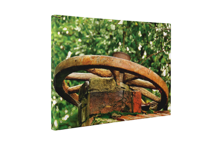 Tablou canvas : Roata de lemn [4]