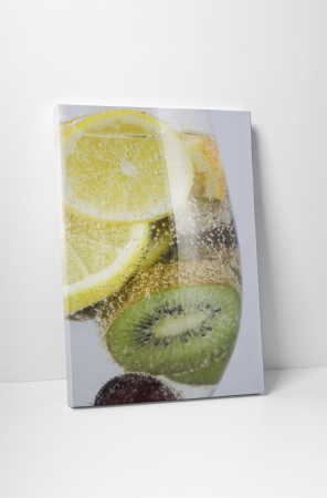 Gastronomie - Tablou canvas : Fructe in apa