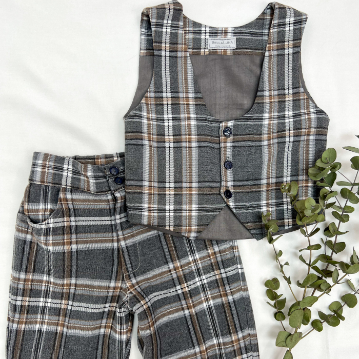 Costum in carouri din doua piese [2]