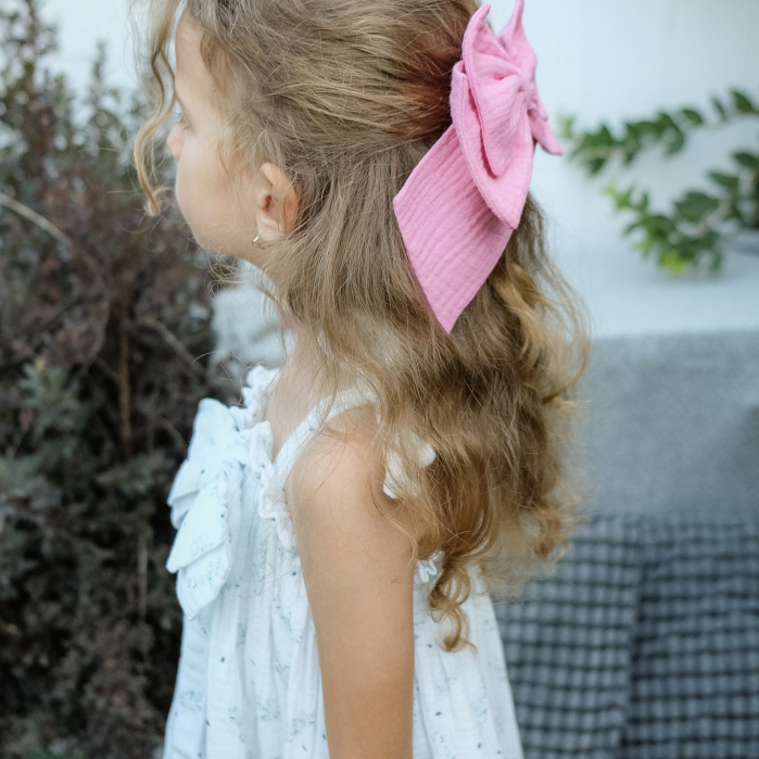 Rochita cu bretelute și fundita mare din muselină cu floricele [5]