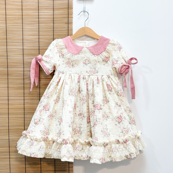 Rochita Dulcinea, din muselina si danteluta [2]