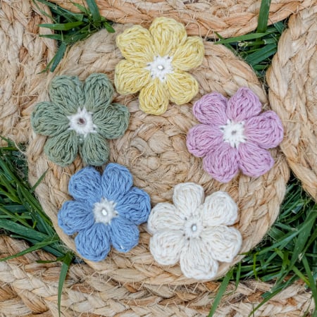 Accesorii - Floricele crosetate