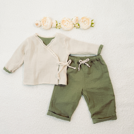 Seturi - Set bluzita reversibila si pantaloni din muselina