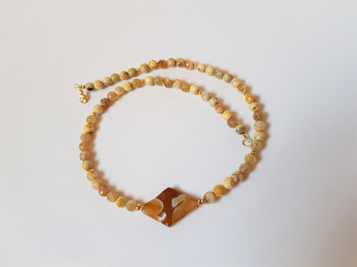 Colier choker din agate galbene [4]