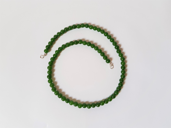Colier clasic cu jad verde [5]
