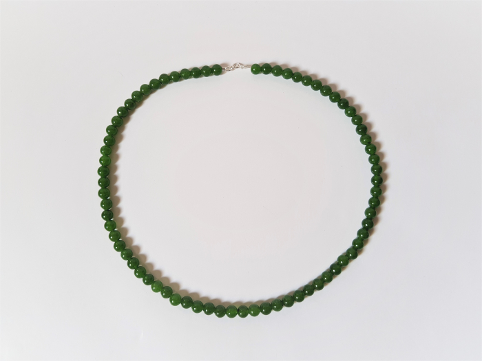 Colier clasic cu jad verde [4]