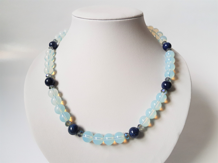 Colier clasic cu lapis lazuli si opalit [3]