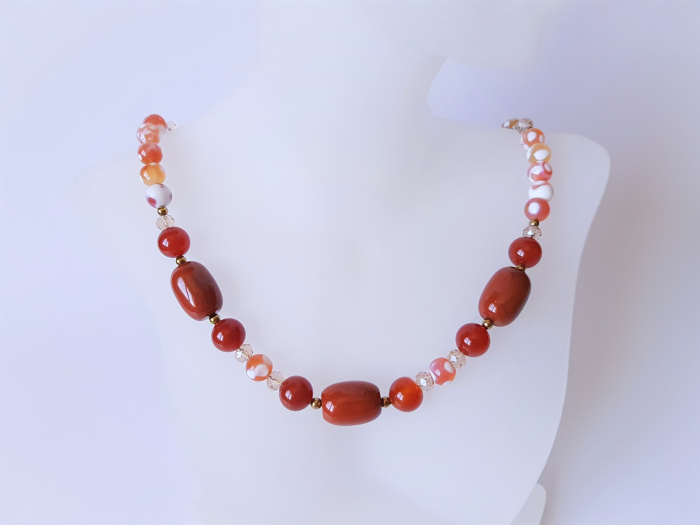 Colier cu agate crab fire portocalii, jasp si cristale [5]