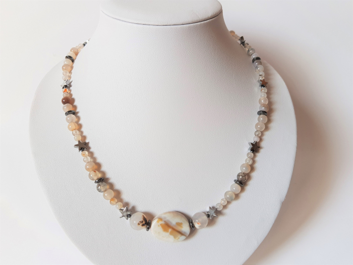Colier cu agate dantelate si hematite [3]
