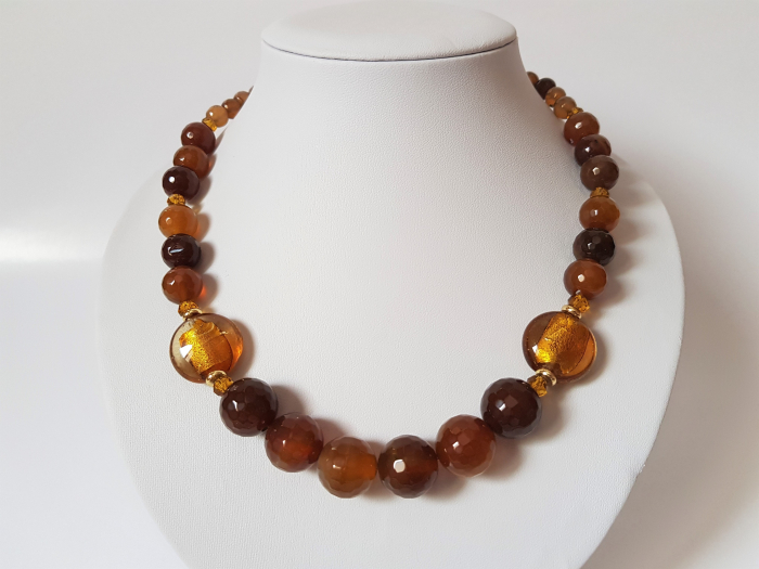 Colier cu agate maro si margele lampwork [3]
