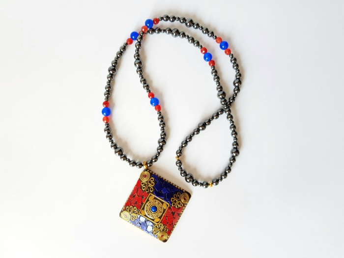 Colier cu hematit, jad si pandantiv tibetan [3]