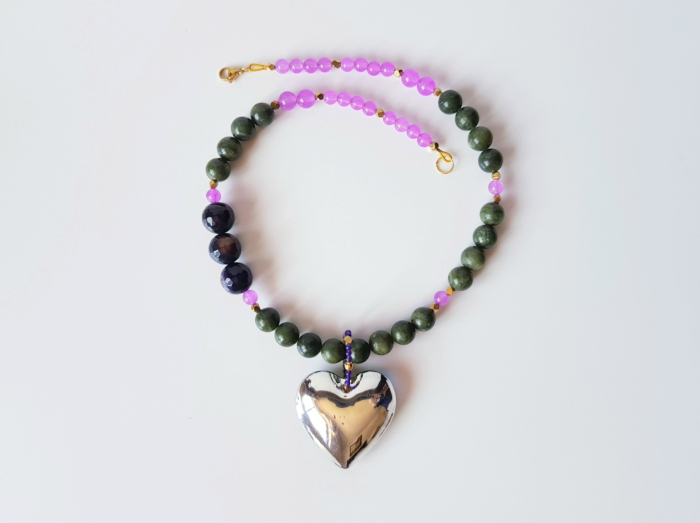 Colier cu jad canadian, jad mov, hematit auriu si pandantiv inima multicolora [5]