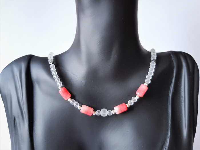 Colier cu jad roz-alb, cristal de stanca, hematite si argint [2]