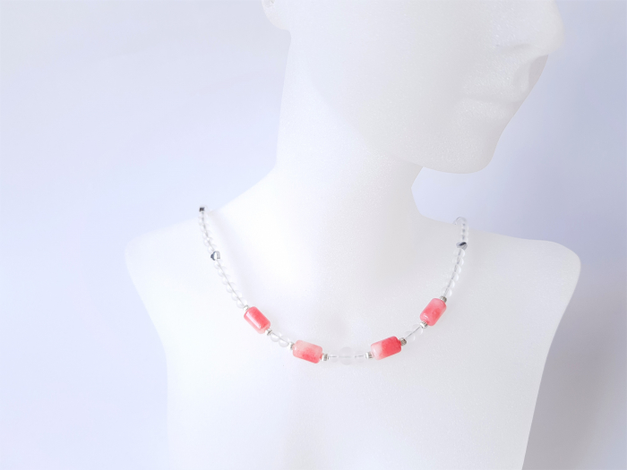 Colier cu jad roz-alb, cristal de stanca, hematite si argint [5]