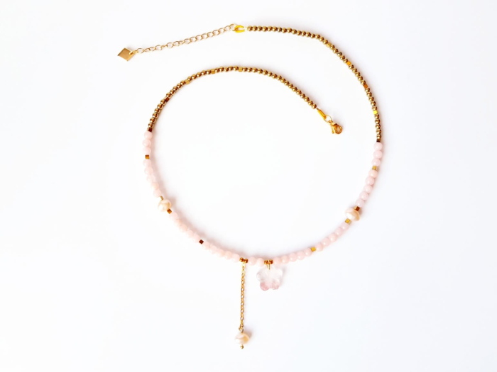 Colier cu jad somon, hematit auriu si pandantiv floricica din cuart chery [2]