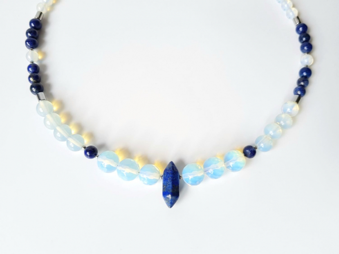Colier cu lapis lazuli, hematit argintiu si opalit cu pandantiv lapis lazuli [6]
