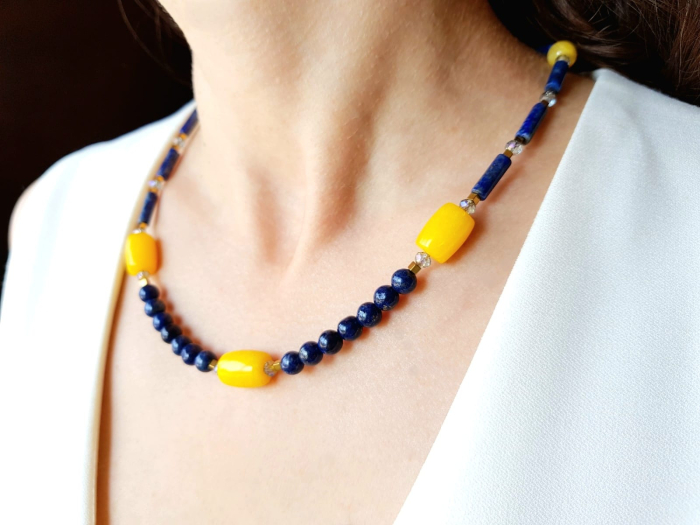 Colier cu lapis lazuli, jad galben si hematit auriu [5]