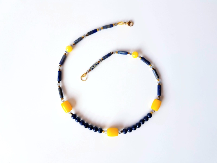 Colier cu lapis lazuli, jad galben si hematit auriu [4]