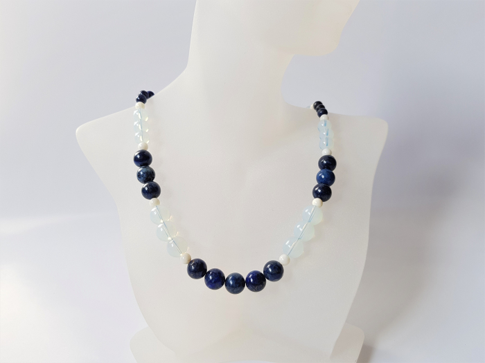 Colier cu lapis lazuli si coral [2]