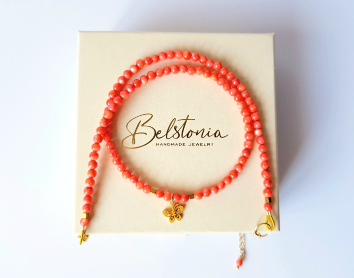 Colier cu sidef portocaliu, hematit si pandantiv fluturas [4]