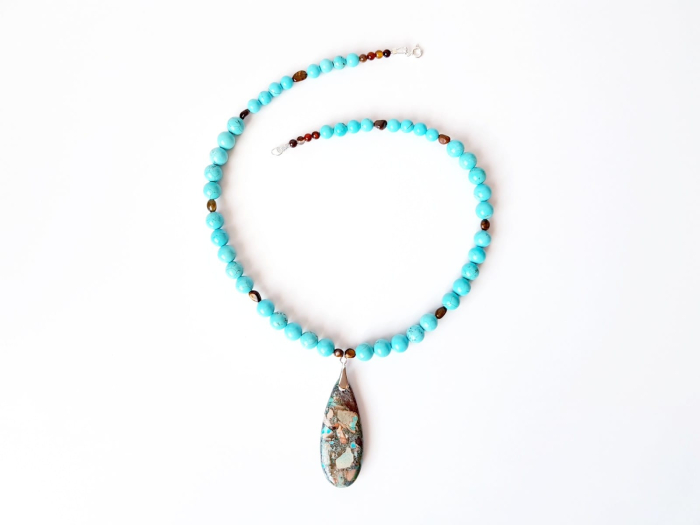 Colier cu turcoaz, ochi de tigru si pandantiv regalite bleu argintiu [3]