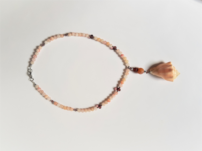 Colier de agate, cristale si pandantiv scoica naturala [7]