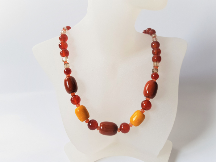 Colier de agate, cuart si jad [2]
