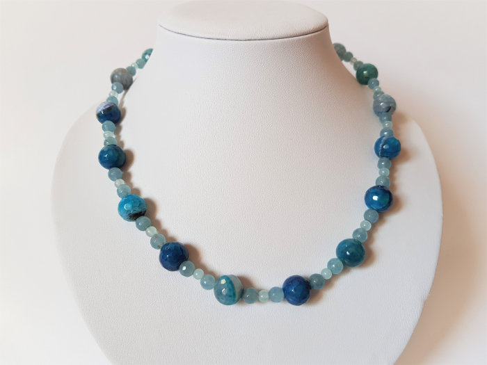 Colier de agate dantelate albastru-verde si jad bleu [3]