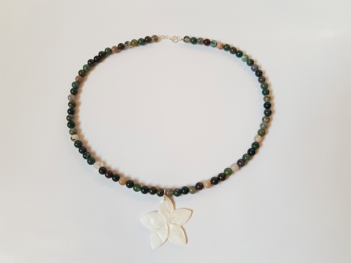 Colier de agate indiene cu pandantiv floare de sidef [3]