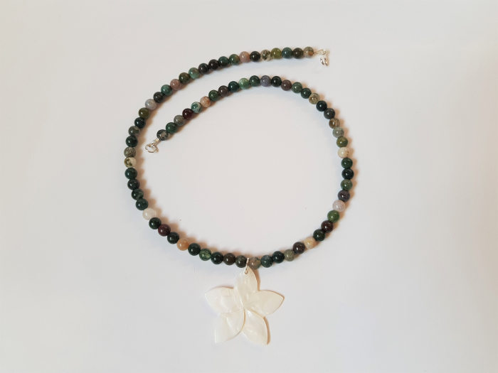 Colier de agate indiene cu pandantiv floare de sidef [4]