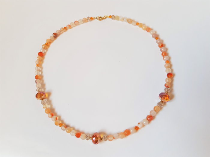 Colier de agate portocalii si cristale [3]