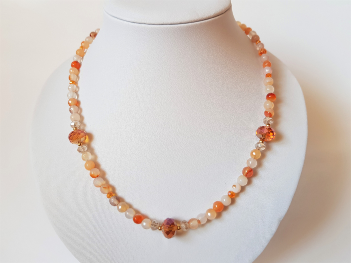 Colier de agate portocalii si cristale [2]