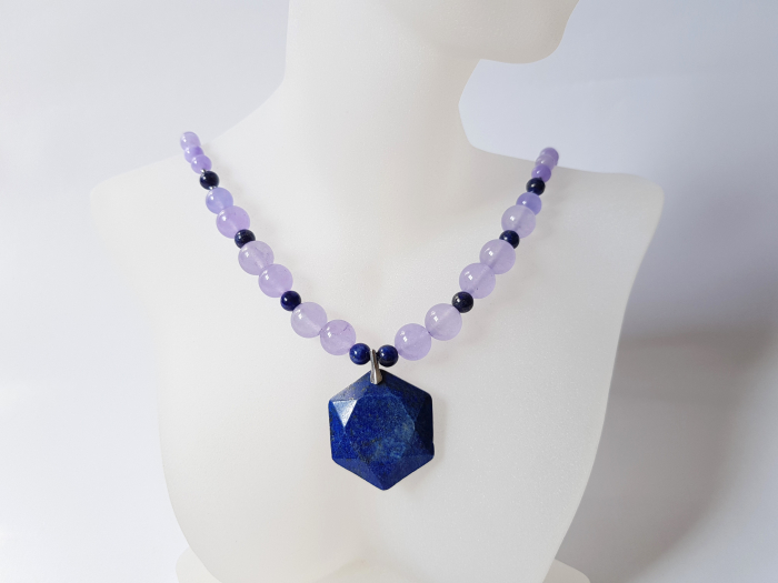 Colier de jad lila si lapis lazuli cu pandantiv lapis lazuli hexagonal [2]