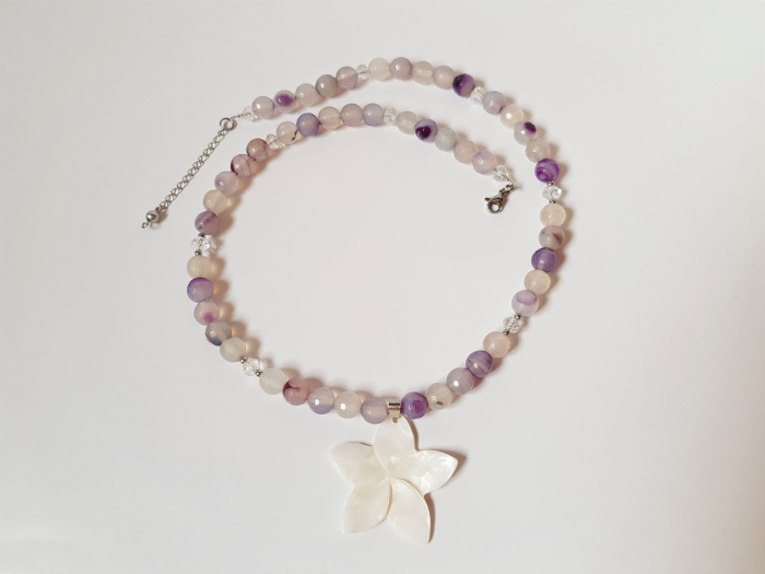 Colier din agate mov cu pandantiv din sidef floare [4]