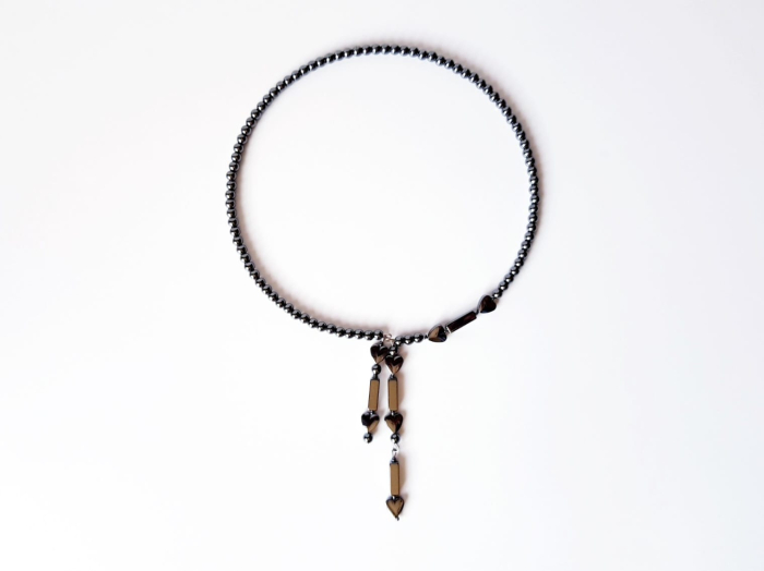 Colier din hematit cu design deschis [4]