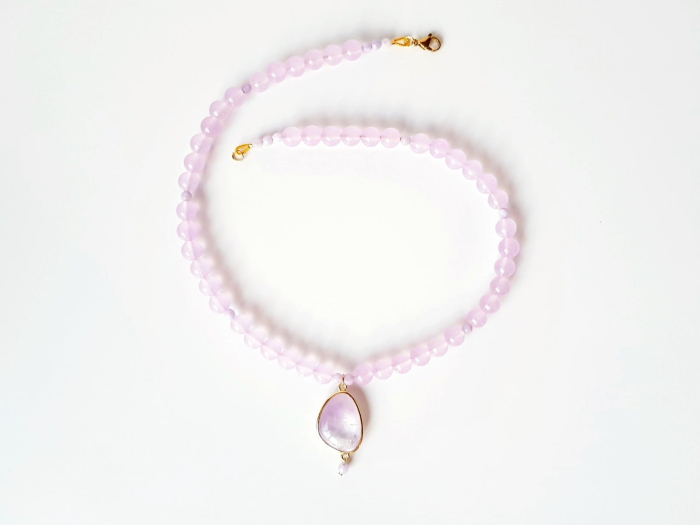 Colier din jad lila cu pandantiv ametist [5]