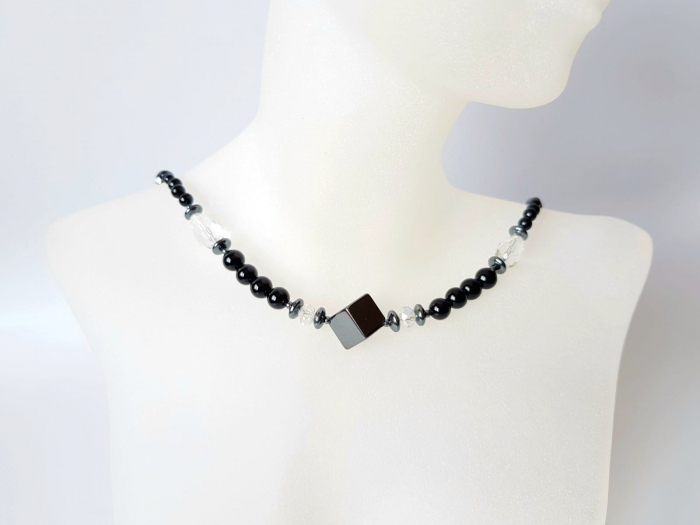 Colier handmade din onix si hematit [3]