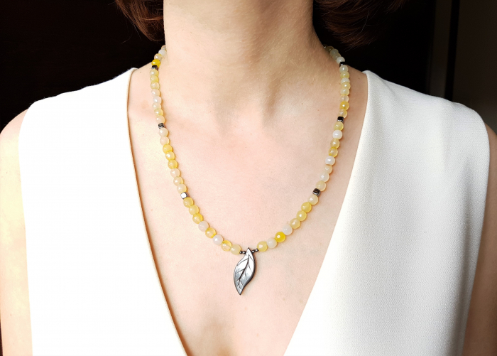 Set colier si cercei cu agate galbene si hematite [6]