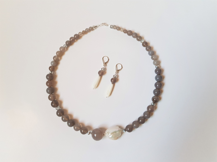 Set colier si cercei cu agate gri, perla baroc si sidef picaturi [5]