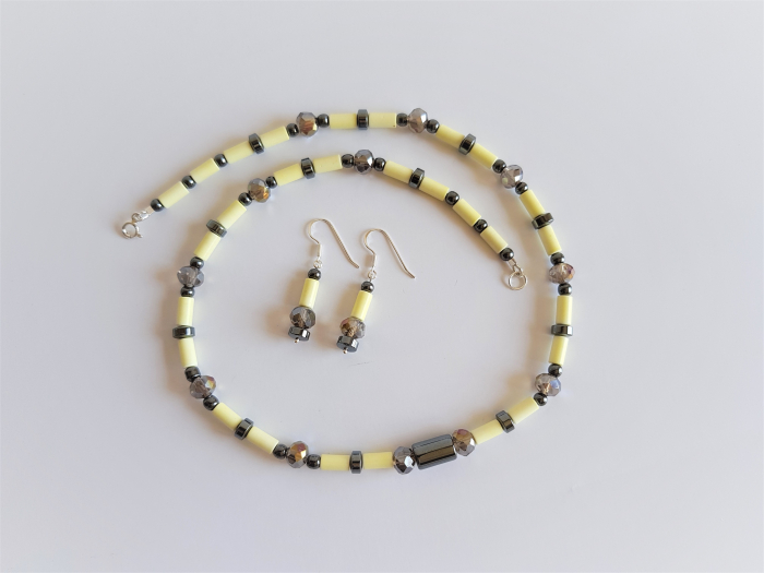Set colier si cercei cu agate vanilie tuburi, hematite si cristale [3]