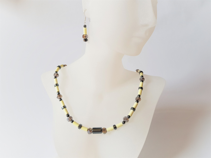 Set colier si cercei cu agate vanilie tuburi, hematite si cristale [2]