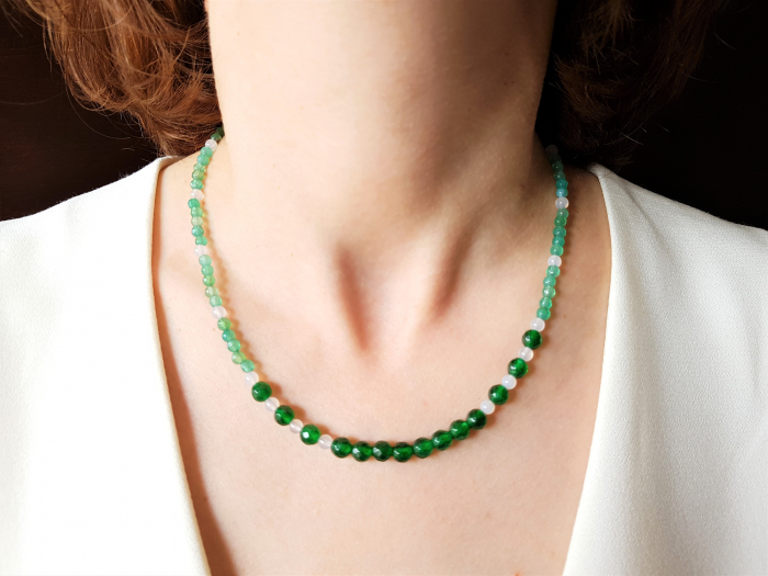 Set colier si cercei cu jad verde si agate albe [8]
