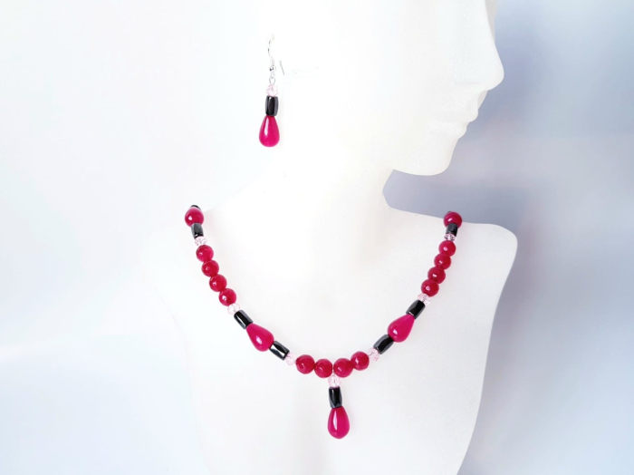 Set colier si cercei cu jad visiniu, agat visiniu si hematit [8]