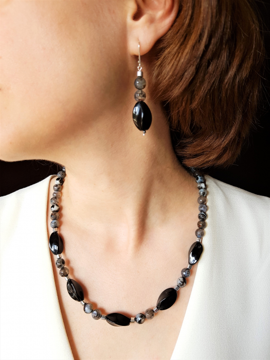 Set colier si cercei cu onix, agate si hematite [2]
