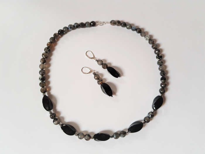 Set colier si cercei cu onix, agate si hematite [7]