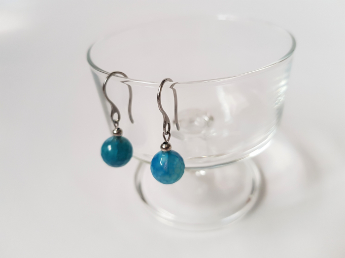 Set colier si cercei de agate albastre dantelate [3]