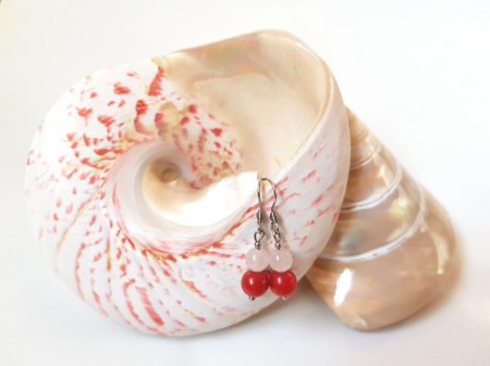 Cercei din coral natural si agate albe [3]