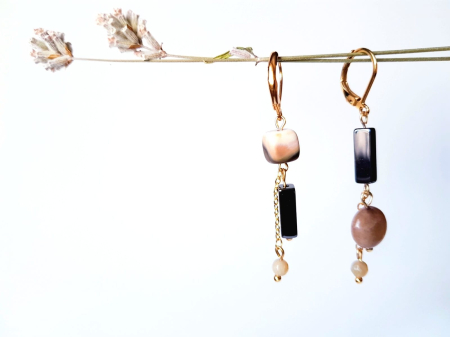 Cercei atarnatori asimetrici cu jad, agat si hematit [1]