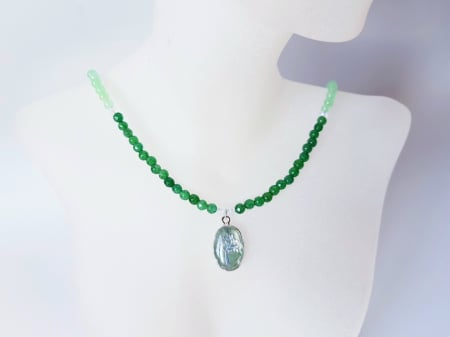 COLIERE - Colier cu agat verde, jad vernil si pandantiv copacul vietii din aventurin